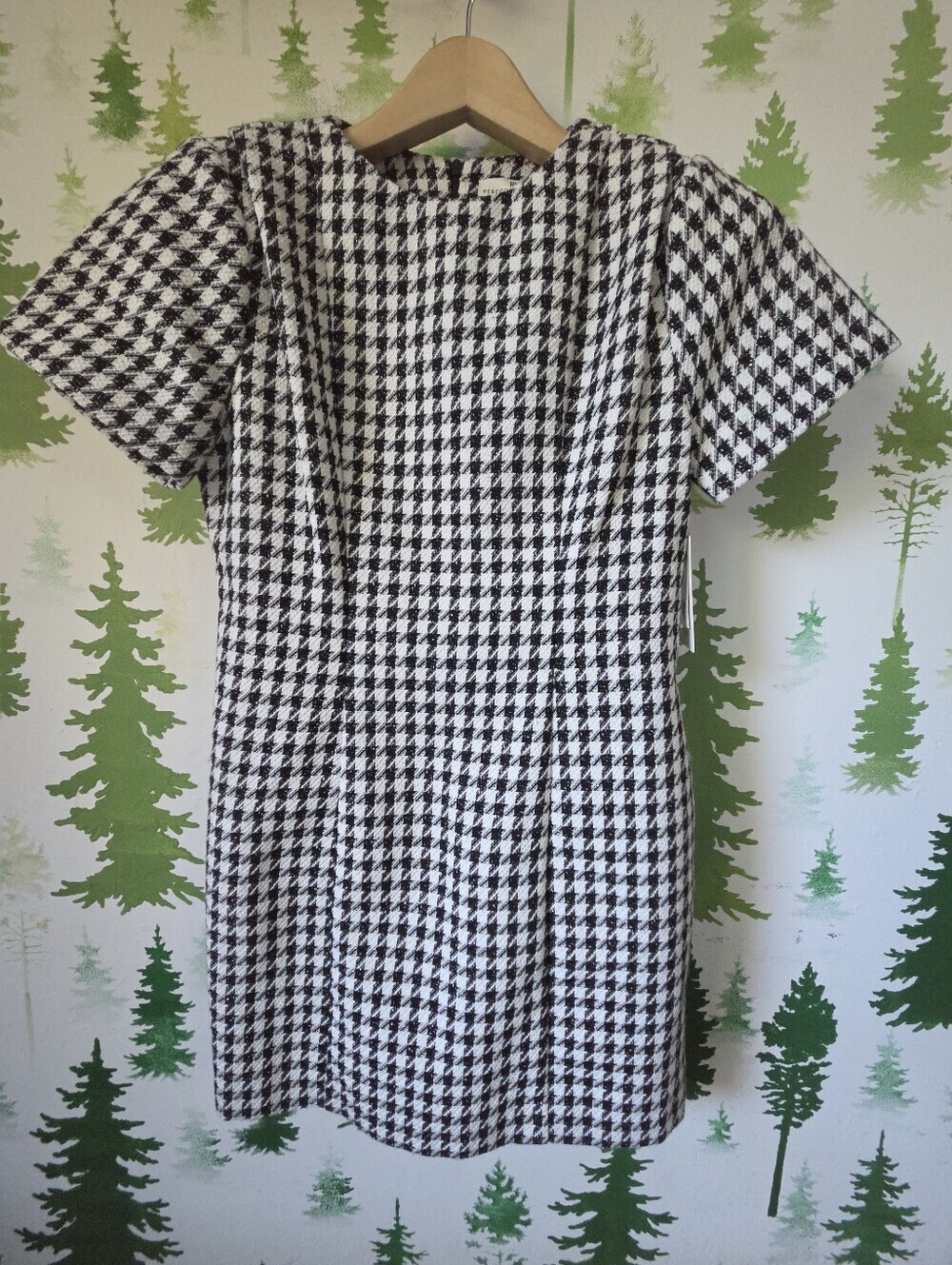 RM Rebecca Minkoff Houndstooth Short Sleeve Pocket Dress